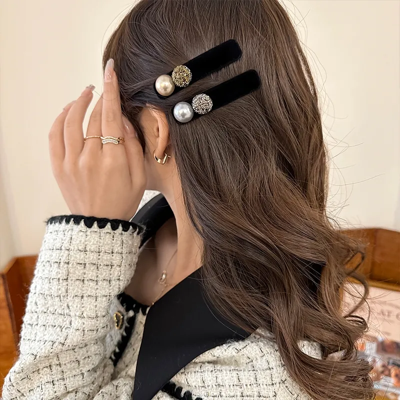 Left Europe Pearl Hair Clips Women's-1