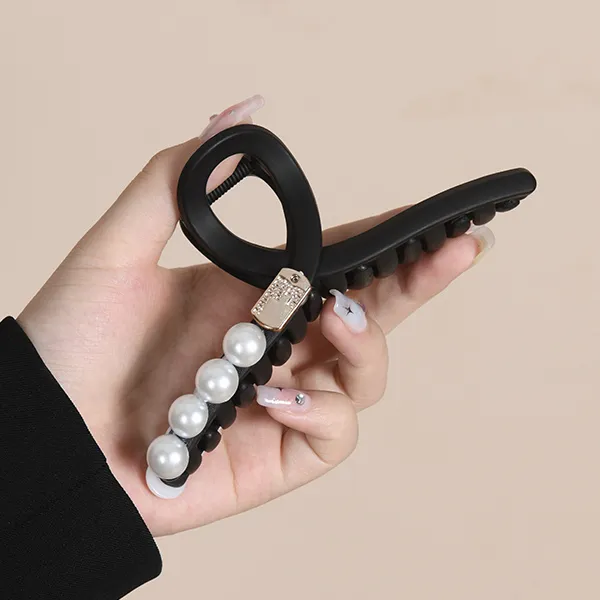 Left Europe Hair Clips Women's-1