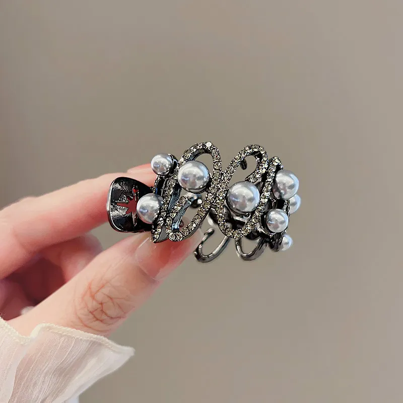 Left Europe Hair Clips Women's-2