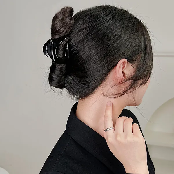 Left Europe Hair Clips Women's-3