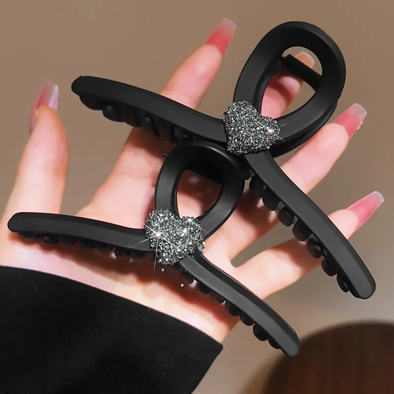 Left Europe Hair Clips Women's-2