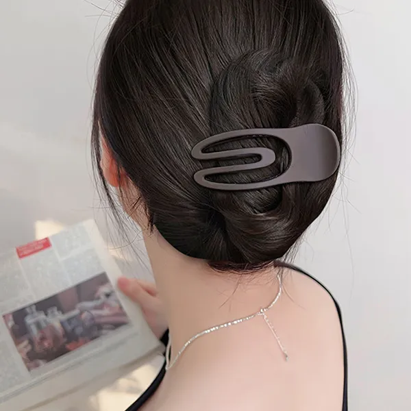 Left Europe Hair Clips Women's-2