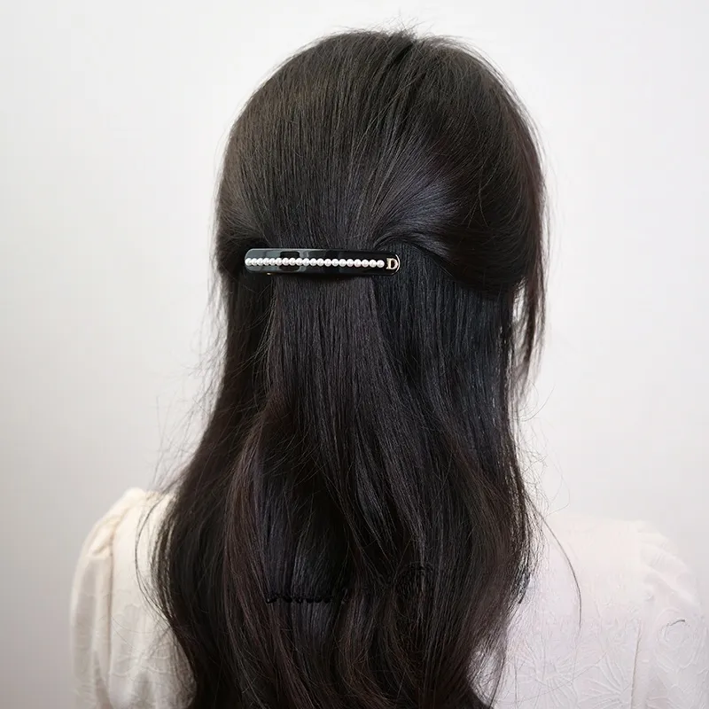 Left Europe Hair Clips Women's-1