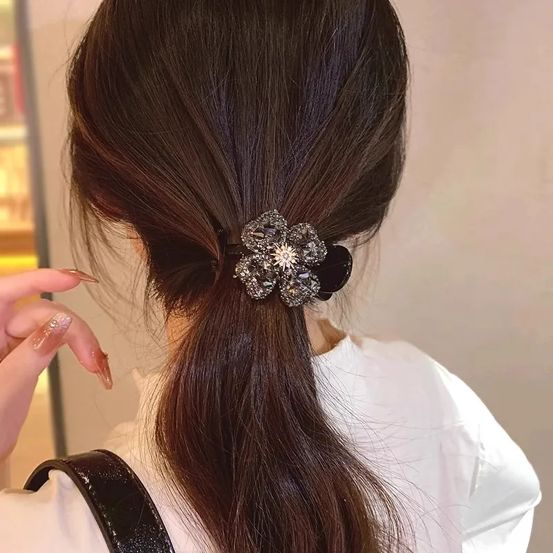 Left Europe Acrylic Hair Clips Women's-4