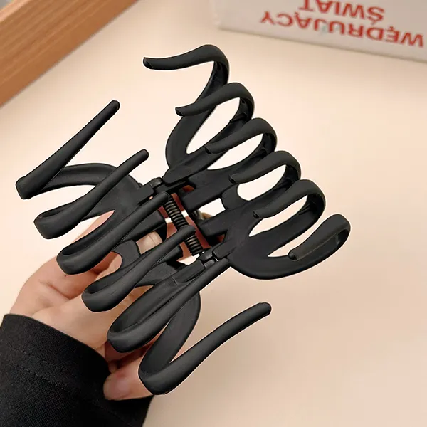 Left Europe Hair Clips Women's-1