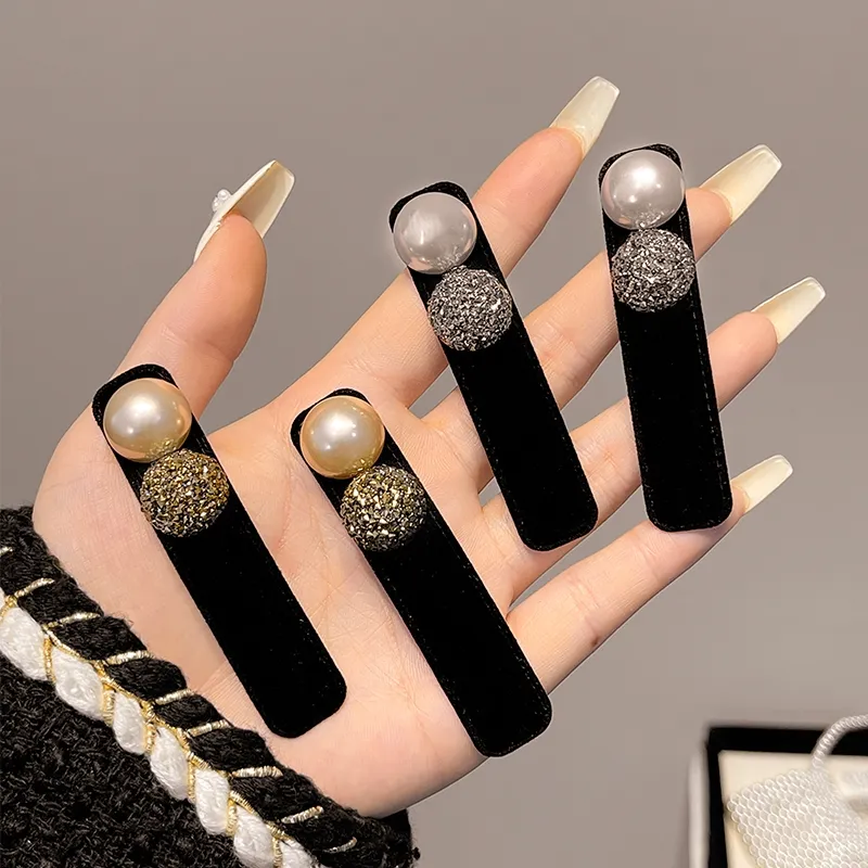 Left Europe Pearl Hair Clips Women's-3