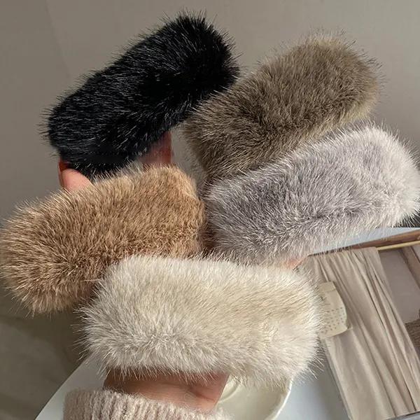 Left Europe Hair Clips Women's-2