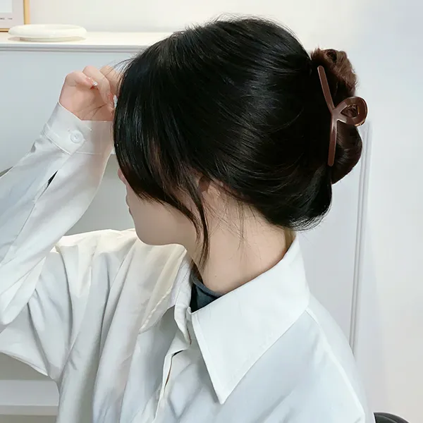 Left Europe Hair Clips Women's-24
