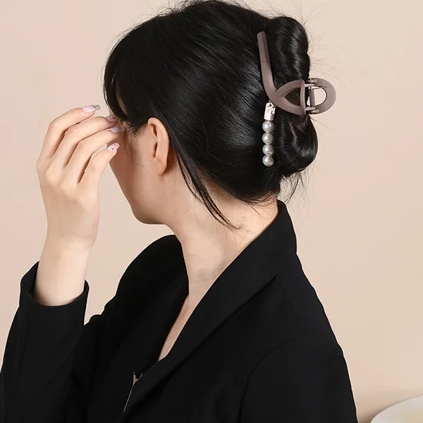 Left Europe Hair Clips Women's-1