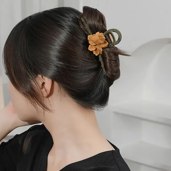 Left Europe Hair Clips Women's-3