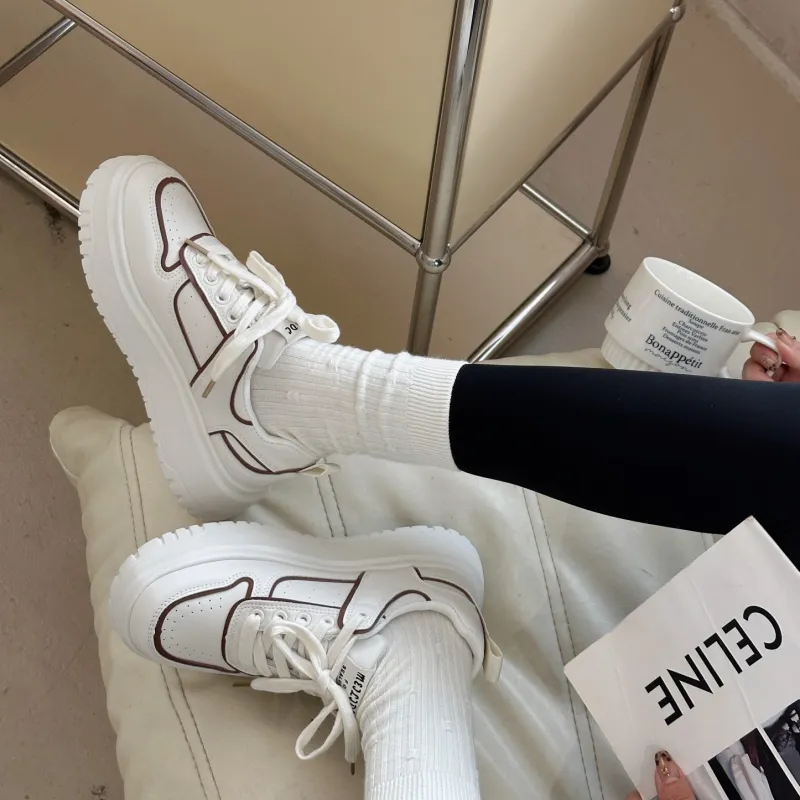 O.L Small White Shoes Low Top Skateboard Shoes Women's-6