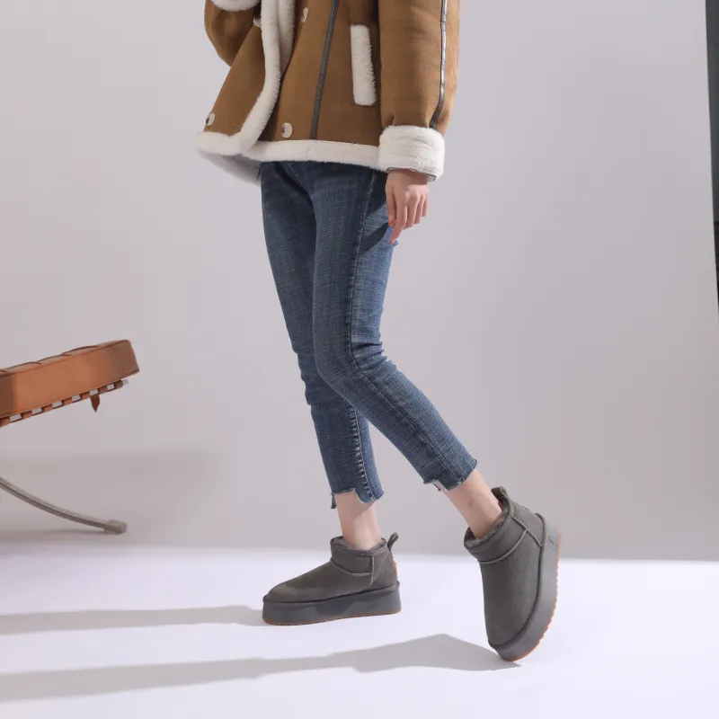 O.L Snow Boots Women's-19