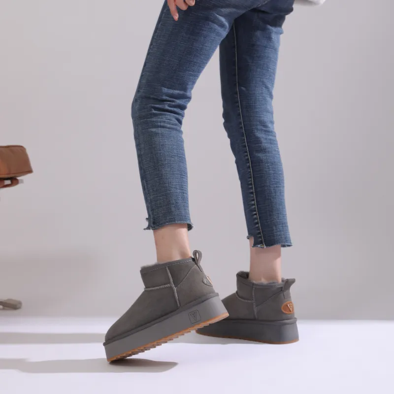 O.L Snow Boots Women's-21