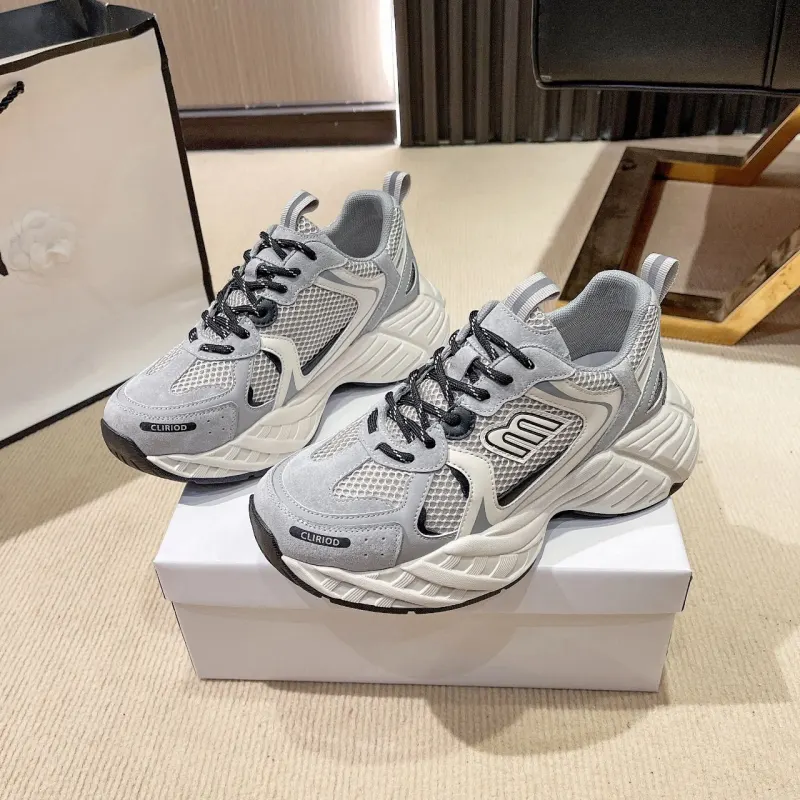 O.L Low-Top Chunky Sneakers Women's-5