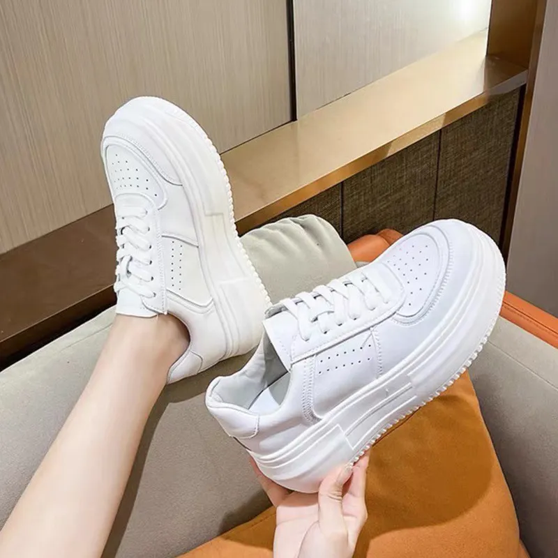 O.L Skateboard Shoes Women's White-3