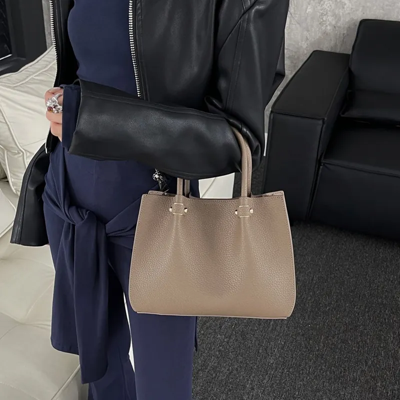 PT'SON Cow Leather Shoulder Bag, Crossbody Bag, Handbag Regular Women's Premium Gray-2