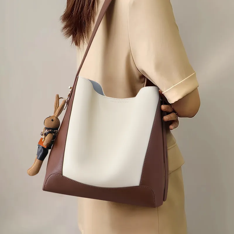 PT'SON Cow Leather With Synthetic Leather Shoulder Bag Women's Ecru Coffee-3