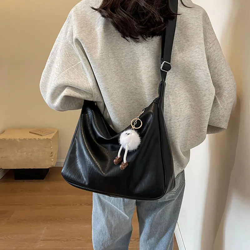 PT'SON Synthetic Leather Underarm Shoulder Bag Regular Women's Coffee/Black-9