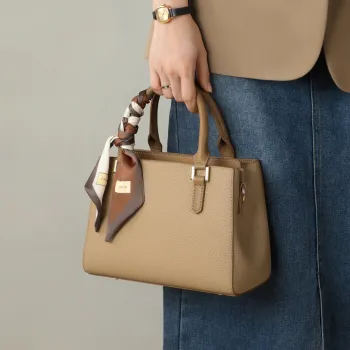PT'SON Cow Leather Crossbody Handbag Regular Women's Khaki/Black
