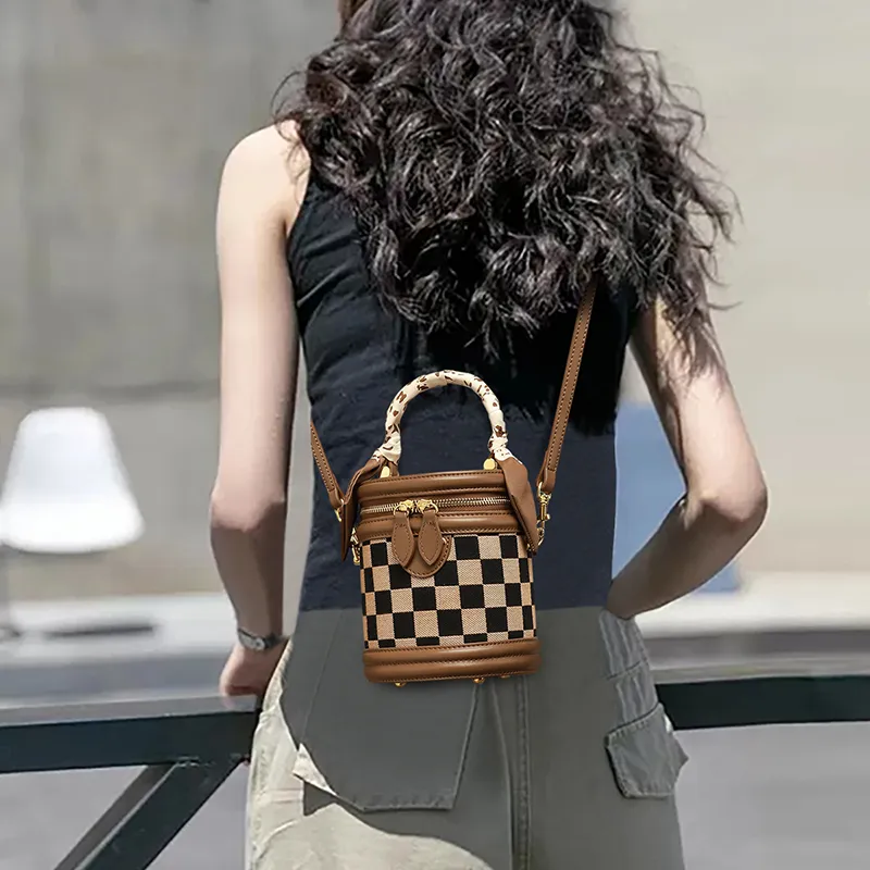PT'SON Canvas With Synthetic Leather Canvas Bag, Shoulder Bag, Crossbody Bag Regular Women's Square Brown-2