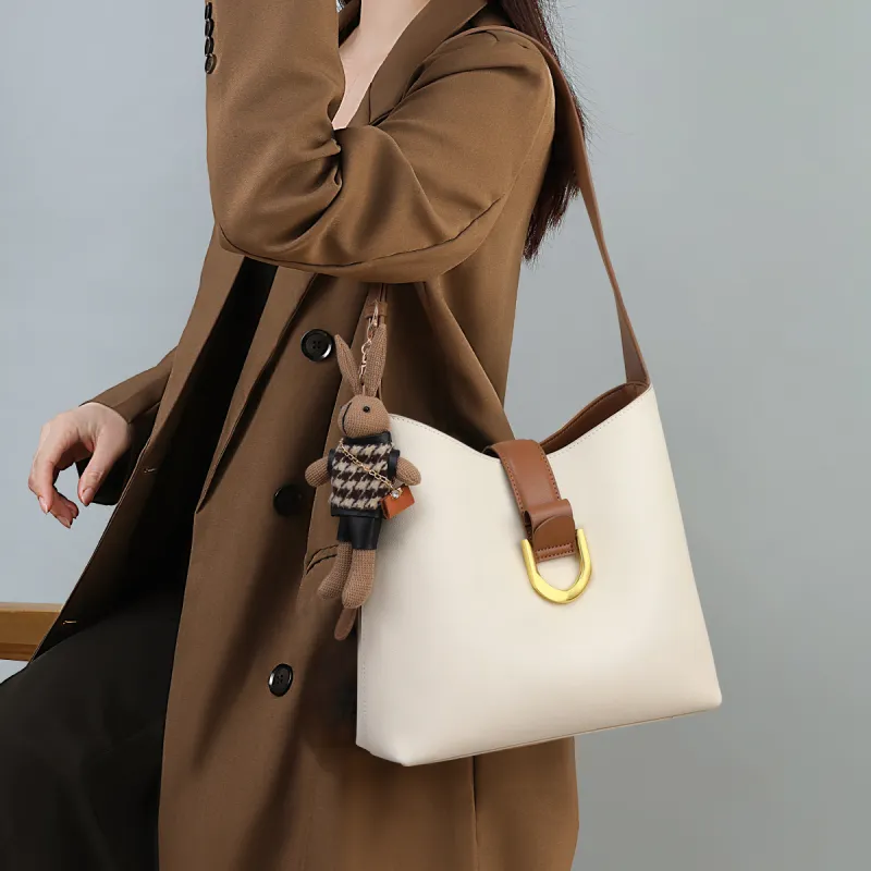 PT'SON Cow Leather Bucket Bag, Underarm Bag, Shoulder Bag Regular Women's Ecru/Brown-2