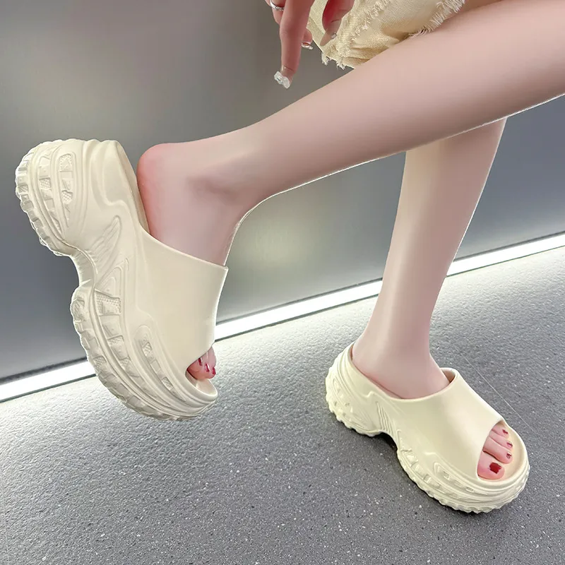 YEGGY Slippers / Home Slippers Black-7