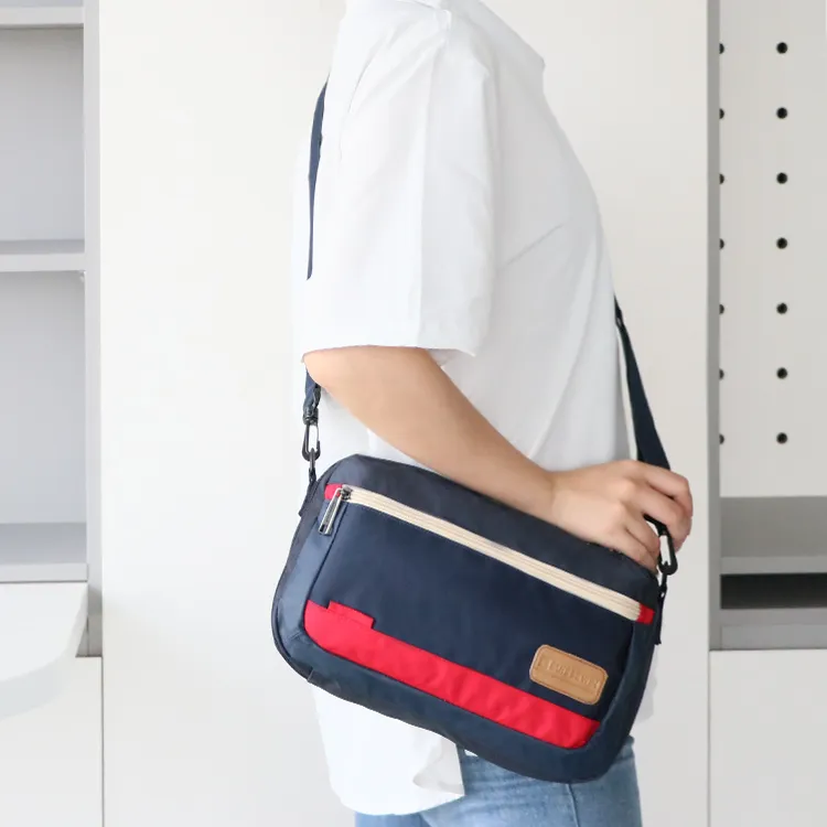 SUISSEWIN Polyester Lunch Box Bag Sling Bag Regular Unisex Black-8