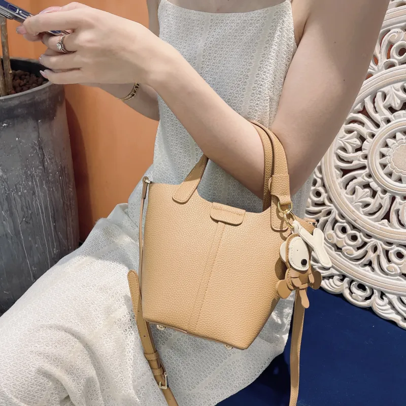 Teenmix Cow Leather Bucket Bag, Shoulder Bag, Handbag Medium Size Women's Camel/Ecru-4