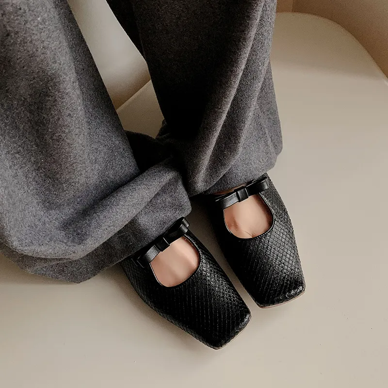 AIQINISHA TPR Sole Slip Resistant Abrasion Resistant Wrap toe Slippers Women's-1