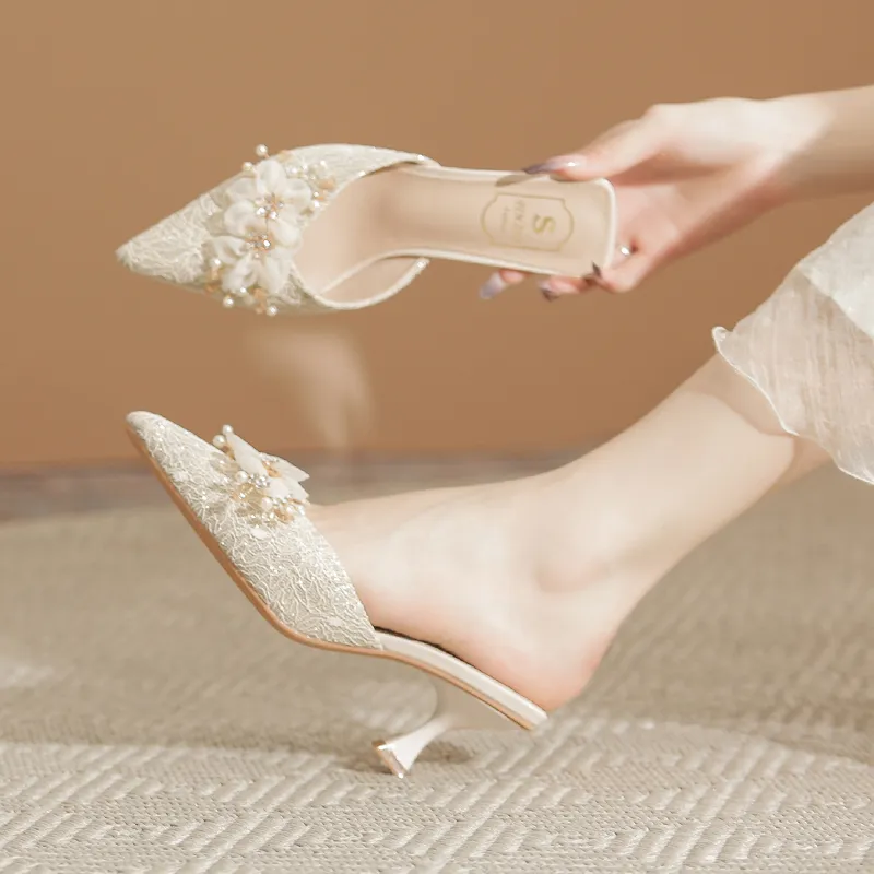 Varib Slip Resistant Abrasion Resistant Closed Toe Slippers Women's Champagne-1