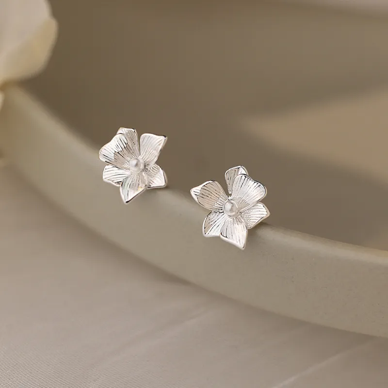 Hi There S999 Silver Stud Earrings Women's-1