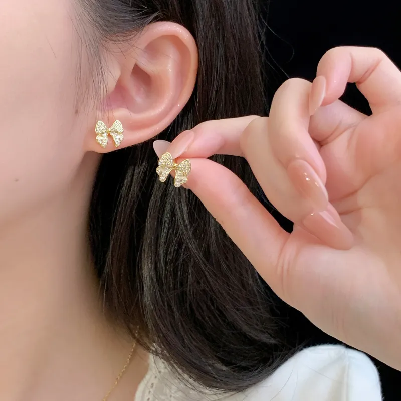 Hi There S925 Silver Stud Earrings Women's-1