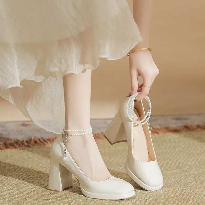 BIGTREE Chunky Heel High Heels Women's Ecru-4