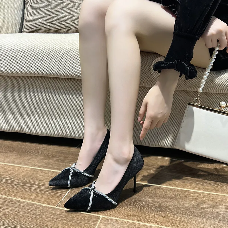 BIGTREE Slim Heel High Heels Women's Black-6