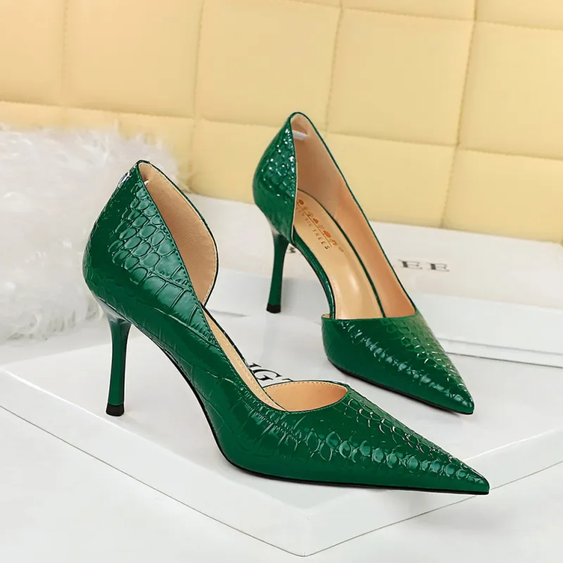 BIGTREE Slim Heel High Heels 8cm Women's-1