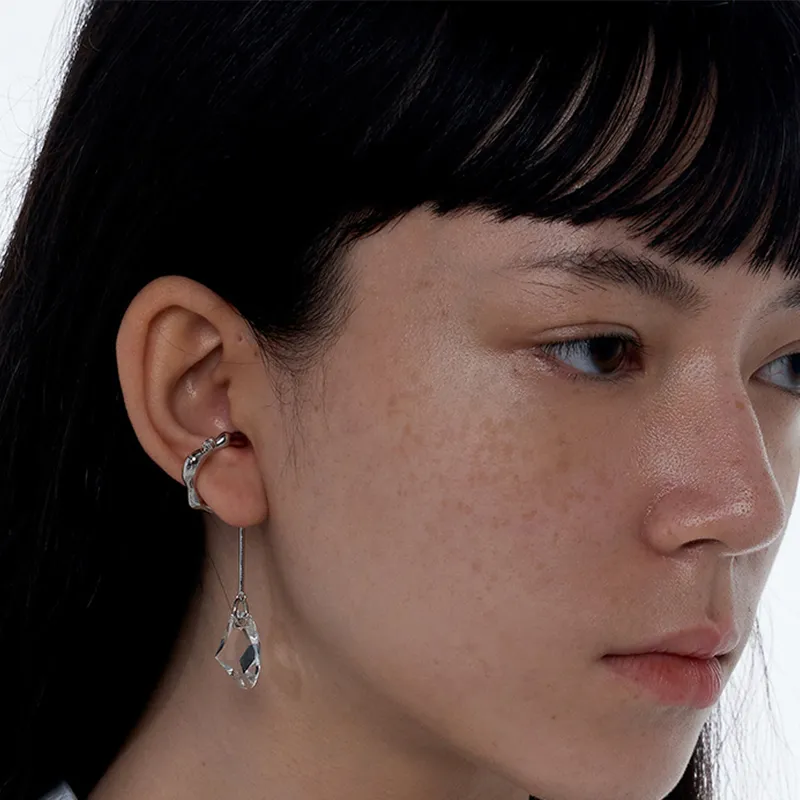 KVK Earrings Unisex-1