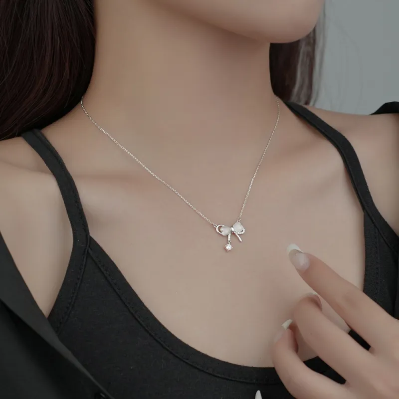 LUYUO Glass Cat Eye Necklaces Women's-1
