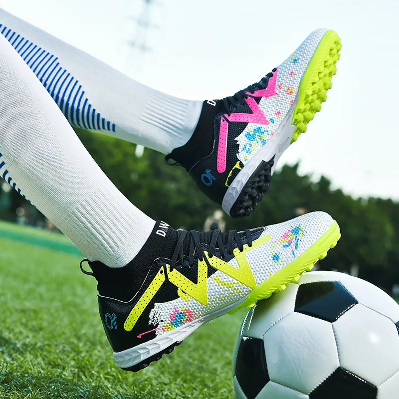 D&W Anti Slip Wear Resistant Soccer Shoes Men's-4