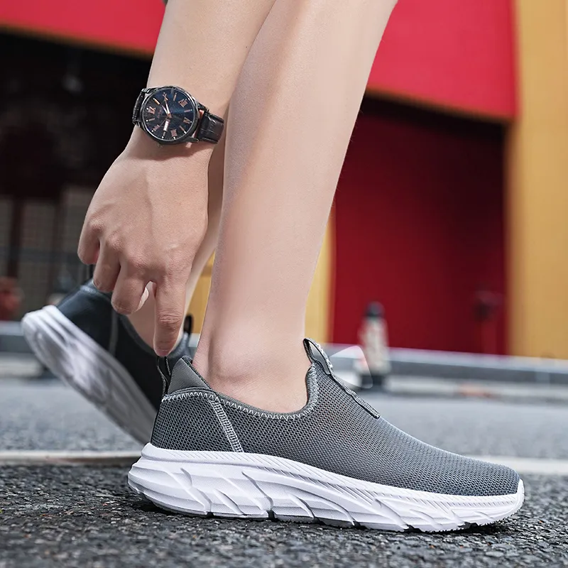 D&W Anti Slip And Wear Resistant Breathable Low Top Casual Running Shoes Unisex-4