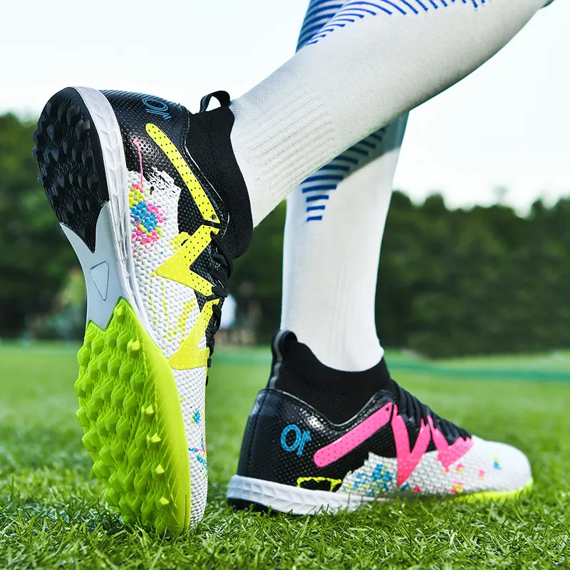 D&W Anti Slip Wear Resistant Soccer Shoes Men's-2