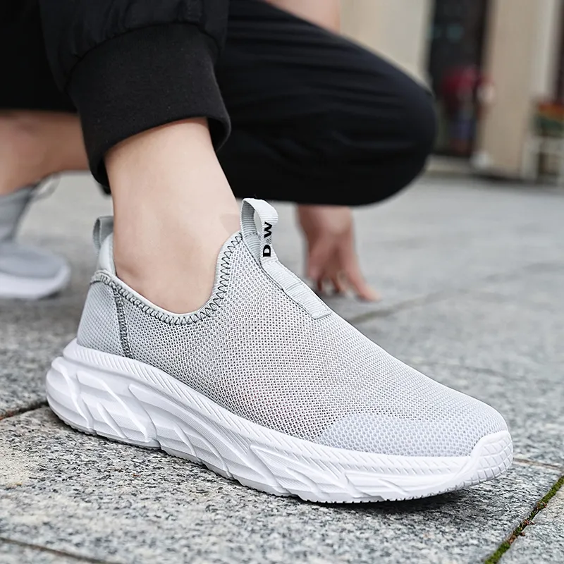 D&W Anti Slip And Wear Resistant Breathable Low Top Casual Running Shoes Unisex-11