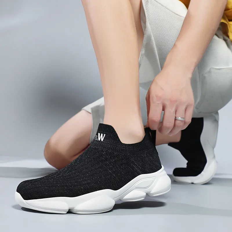 D&W Anti Slip And Wear Resistant Breathable Low Top Running Shoes Unisex-17