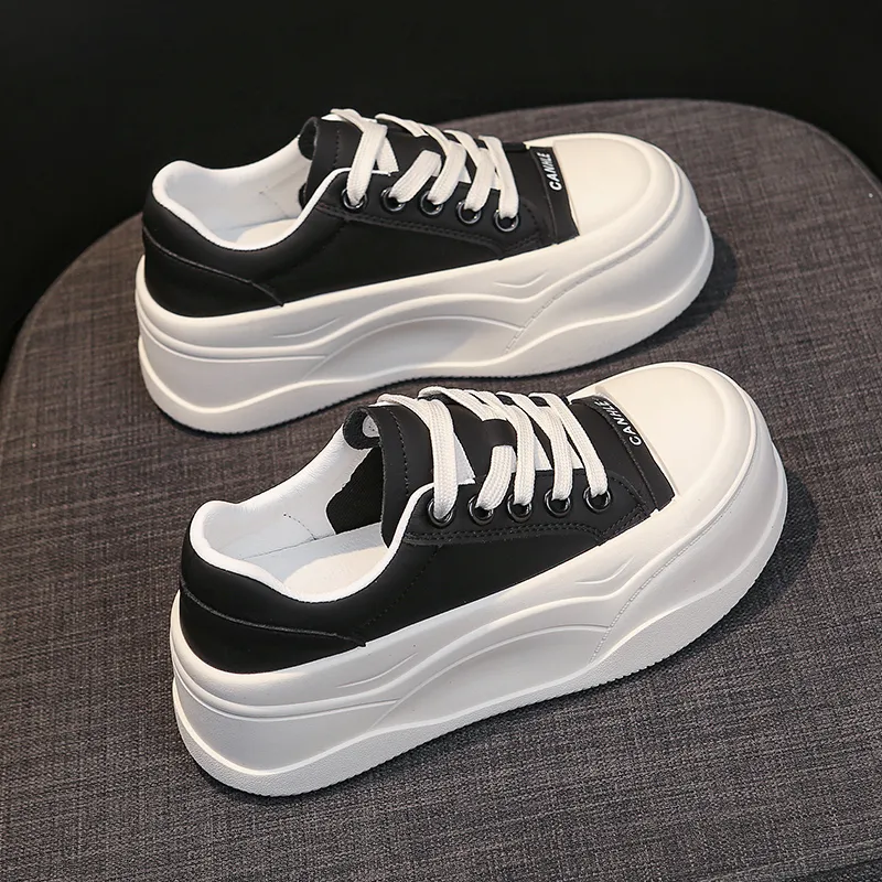 Boldi Kuki Low Top Skateboard Shoes Women's-9