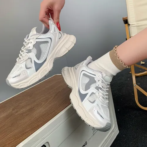 Boldi Kuki Slip Resistant Low Top Chunky Sneakers Women's Box