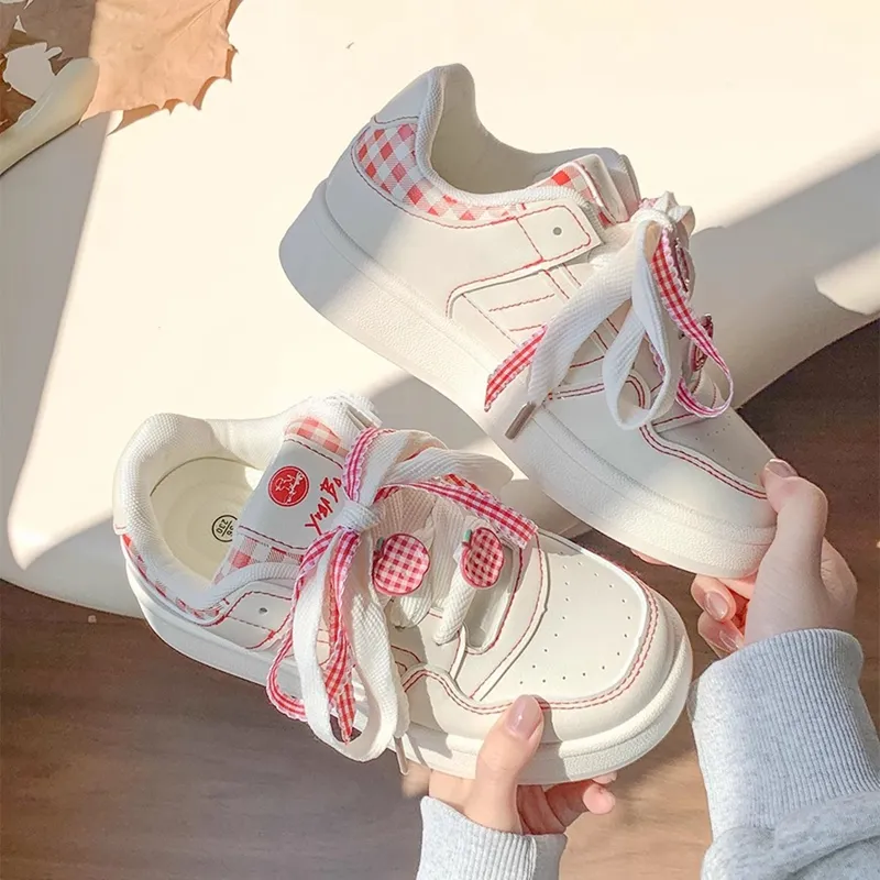 Boldi Kuki Low Top Skateboard Shoes Women's Box-5