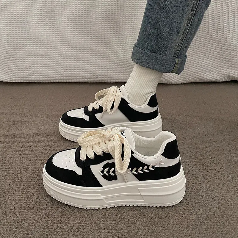 Boldi Kuki Low Top Skateboard Shoes Women's-1