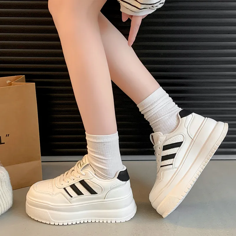 Boldi Kuki Low Top Skateboard Shoes Women's-9