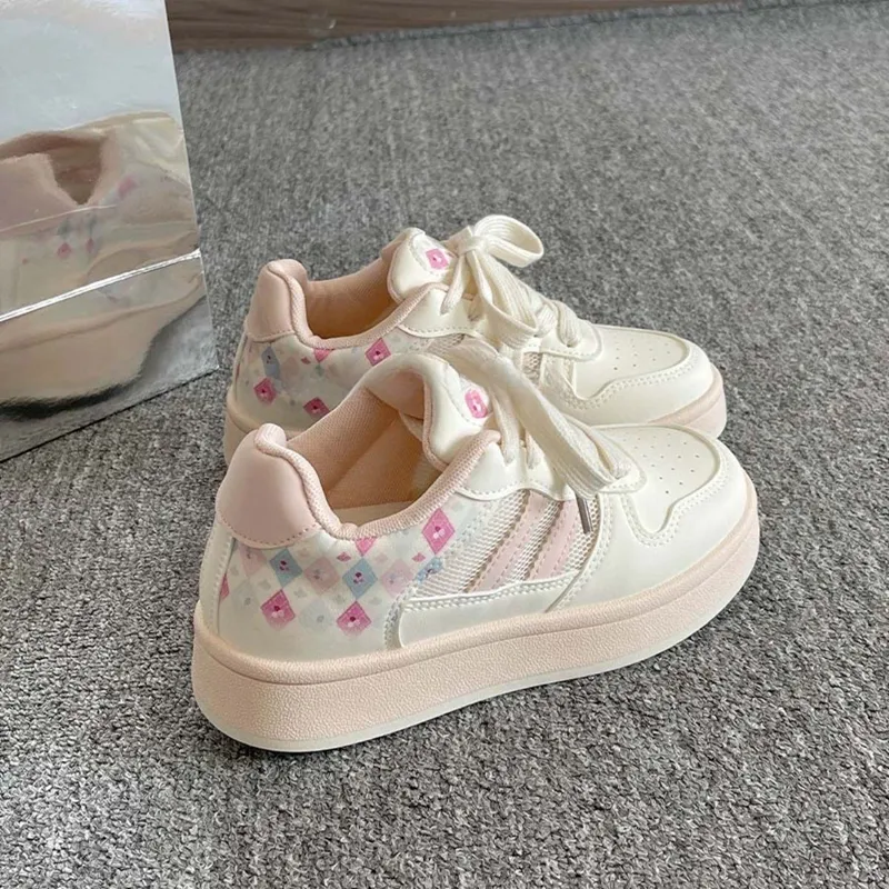 Boldi Kuki Low Top Skateboard Shoes Women's-1