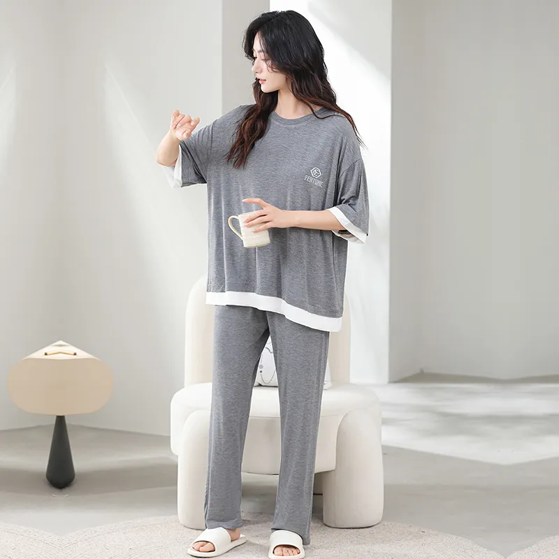 William Women's Pajama Sets-4