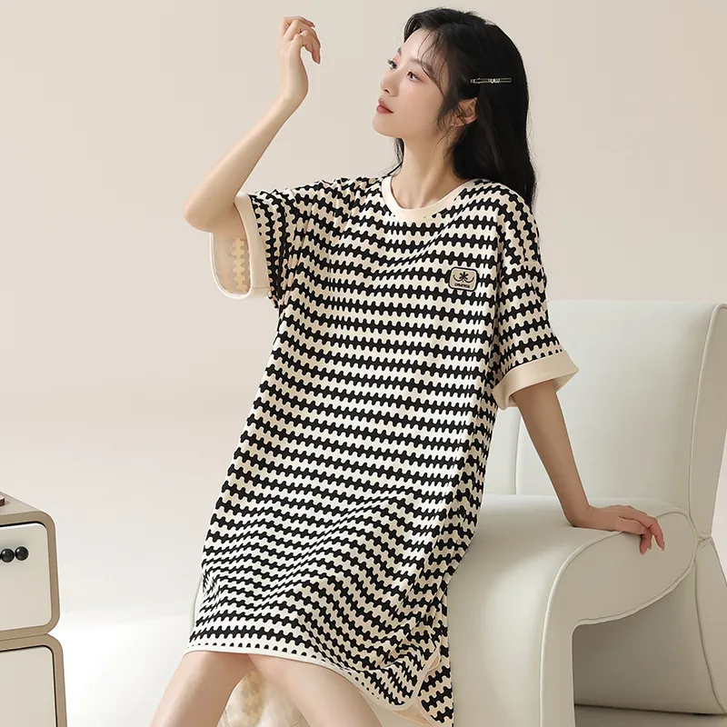 William Nightgown Women's Image Color-3
